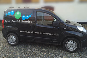 Veluddannede serviceassistenter